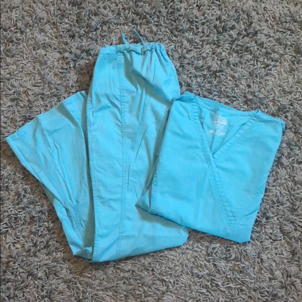💙sold💙Cherokee core stretch sky blue scrubs size